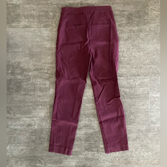 Reitmans Iconic Straight Leg - Size 2 Petite - Picture 2 of 5